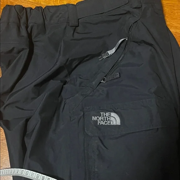 The North Face Black Outdoor Pants. XL
